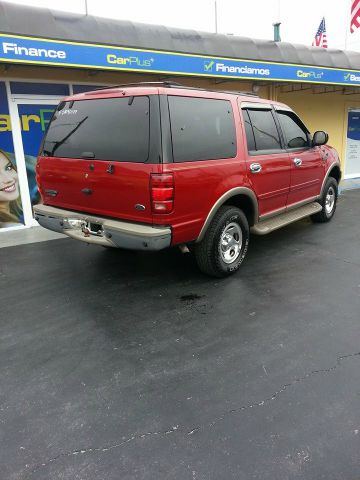 2000 Ford Expedition E320 - Extra Sharp