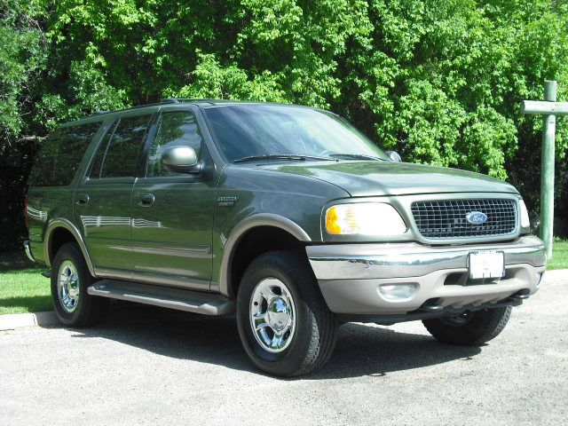 2000 Ford Expedition E320 - Extra Sharp