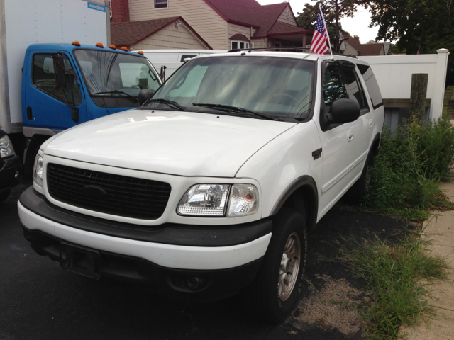 2000 Ford Expedition Unknown