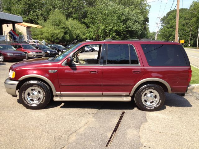 2000 Ford Expedition E320 - Extra Sharp