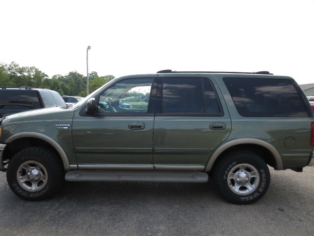 2000 Ford Expedition E320 - Extra Sharp