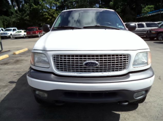 2000 Ford Expedition SL 4x4 Regular Cab