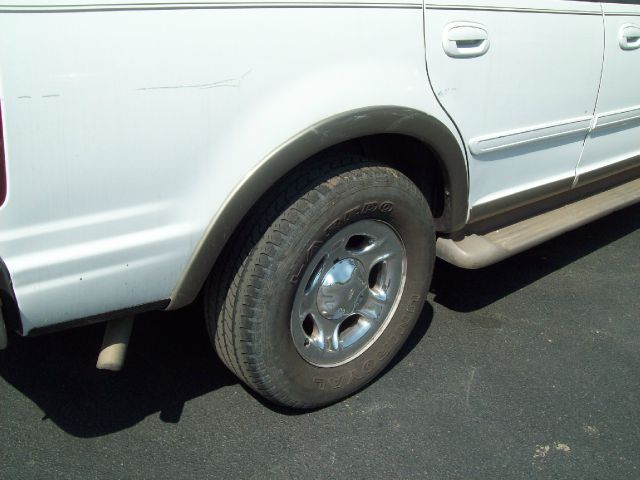 2000 Ford Expedition SL 4x4 Regular Cab