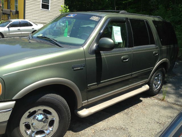 2000 Ford Expedition E320 - Extra Sharp