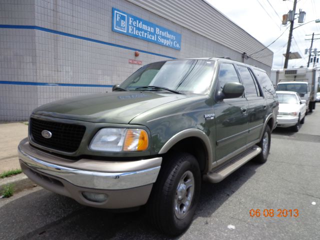 2000 Ford Expedition E320 - Extra Sharp