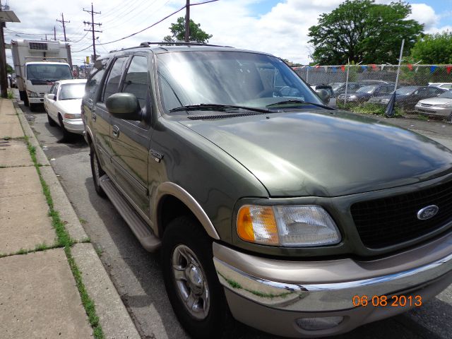 2000 Ford Expedition E320 - Extra Sharp