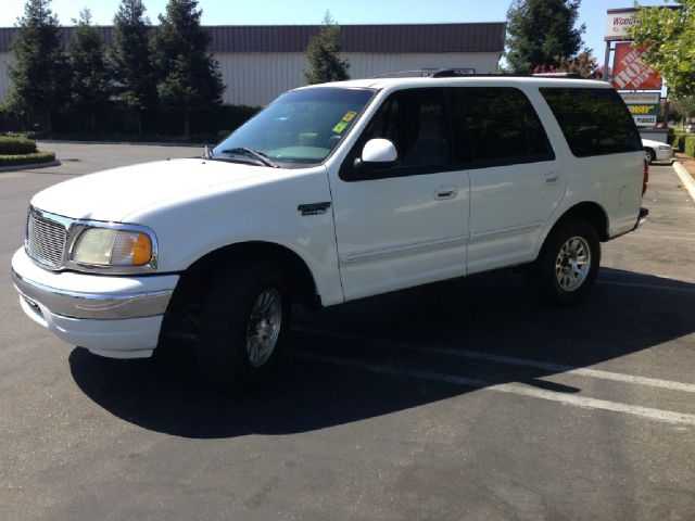 2000 Ford Expedition SL 4x4 Regular Cab