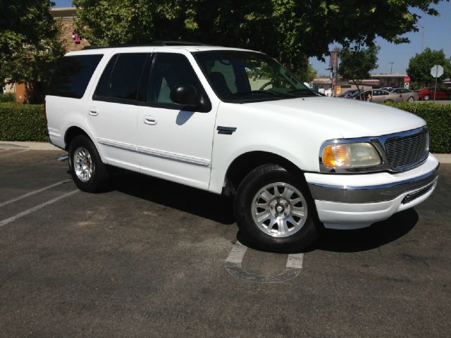 2000 Ford Expedition SL 4x4 Regular Cab