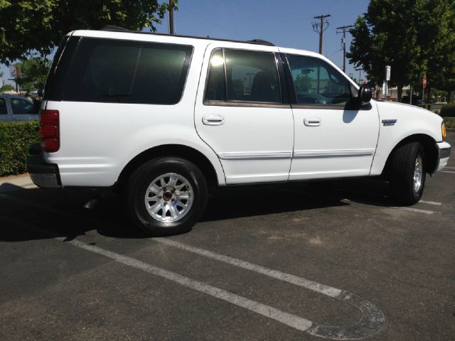 2000 Ford Expedition SL 4x4 Regular Cab