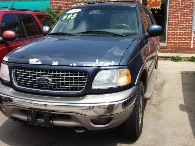 2001 Ford Expedition E320 - Extra Sharp