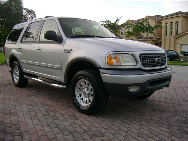 2001 Ford Expedition ESi