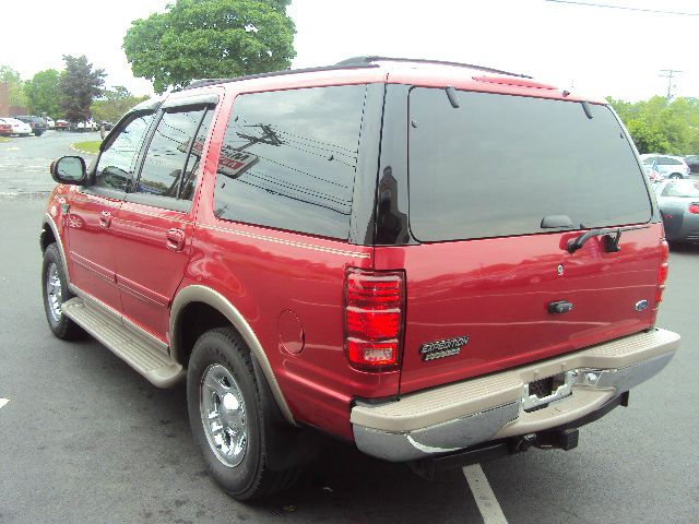 2001 Ford Expedition E320 - Extra Sharp