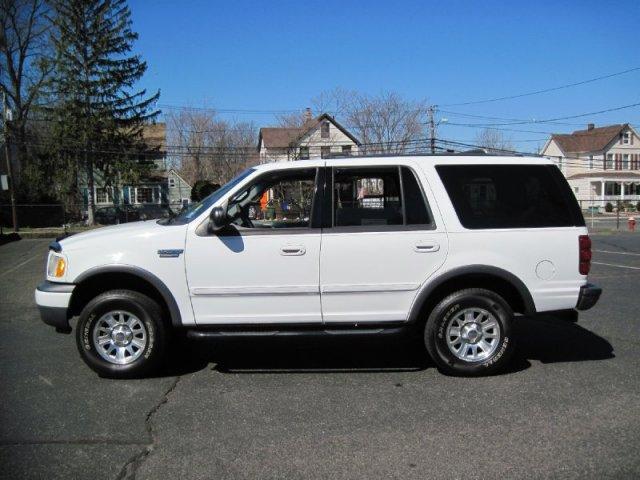 2002 Ford Expedition ESi