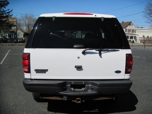 2002 Ford Expedition ESi