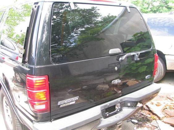 2002 Ford Expedition E320 - Extra Sharp