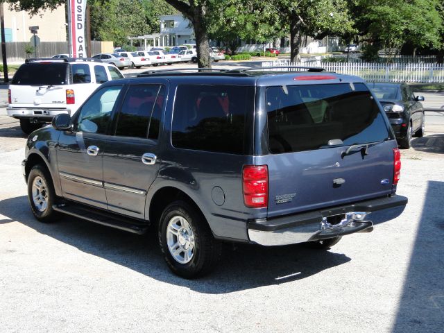 2002 Ford Expedition LS Flex Fuel 4x4 This Is One Of Our Best Bargains