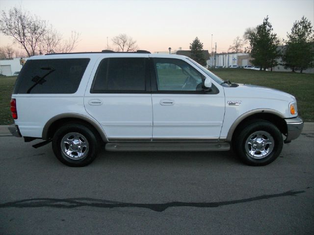 2002 Ford Expedition E320 - Extra Sharp