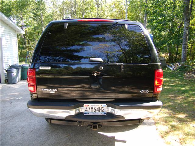 2002 Ford Expedition ESi