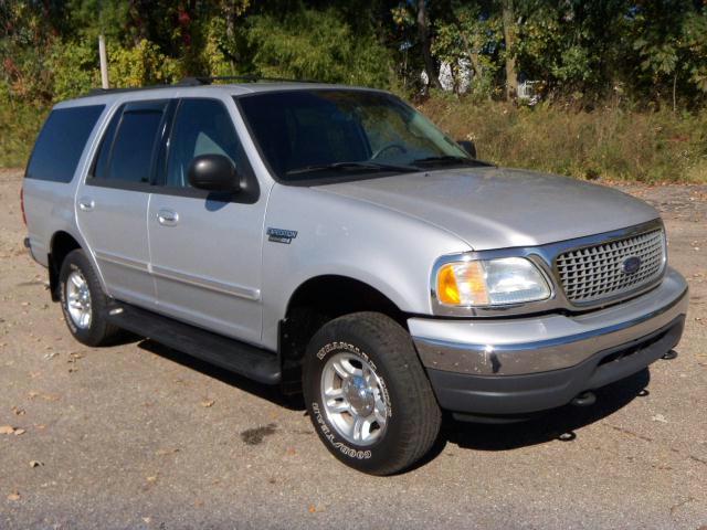 2002 Ford Expedition ESi