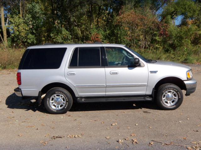 2002 Ford Expedition ESi