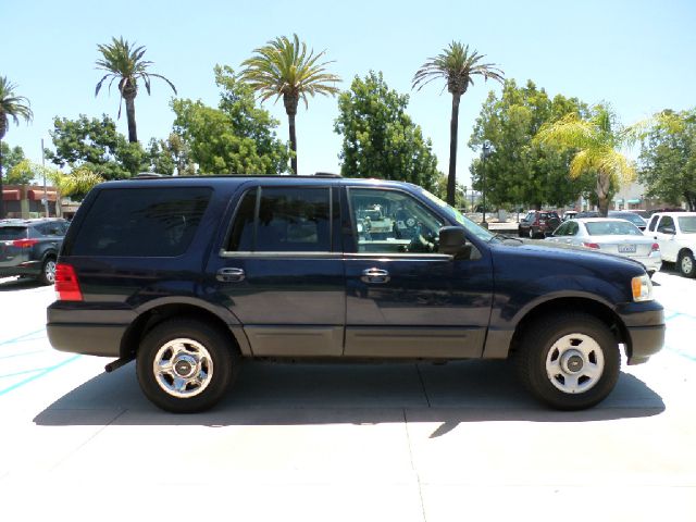 2003 Ford Expedition 2dr HB Man Spec