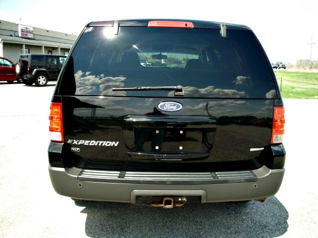 2003 Ford Expedition 2dr HB Auto (GS)