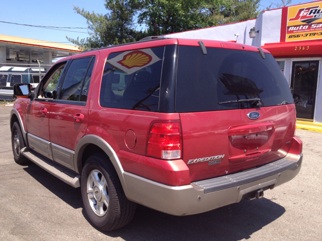 2003 Ford Expedition E320 - Extra Sharp