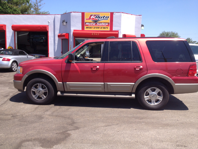 2003 Ford Expedition E320 - Extra Sharp