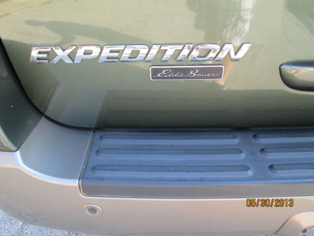 2003 Ford Expedition E320 - Extra Sharp