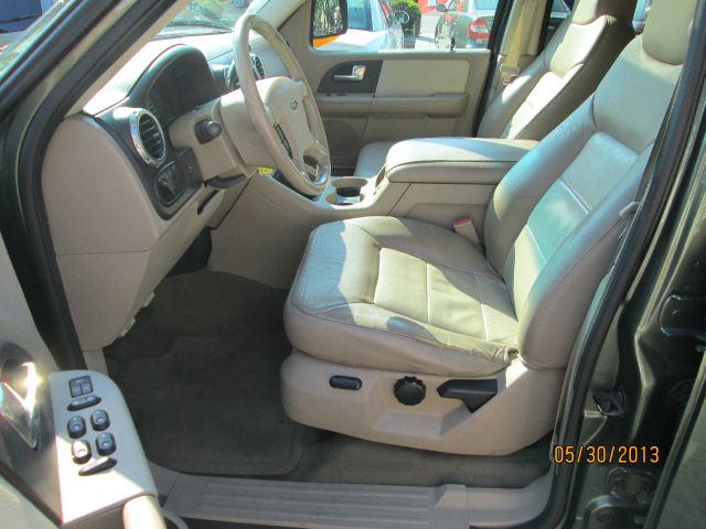 2003 Ford Expedition E320 - Extra Sharp