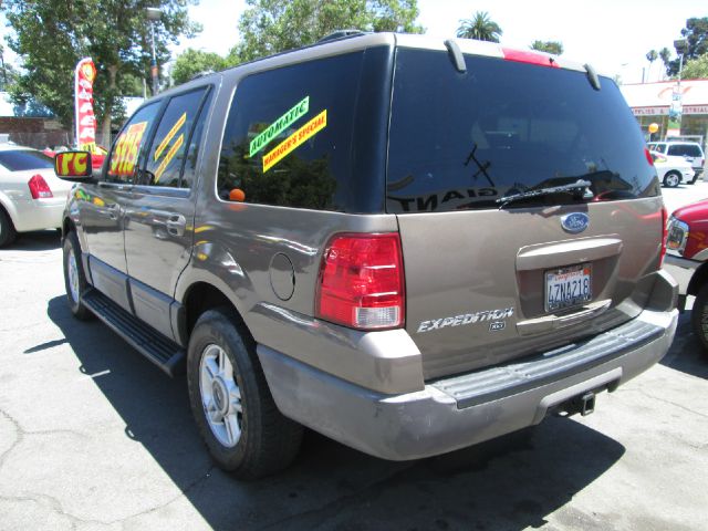 2003 Ford Expedition 2dr HB Auto (GS)