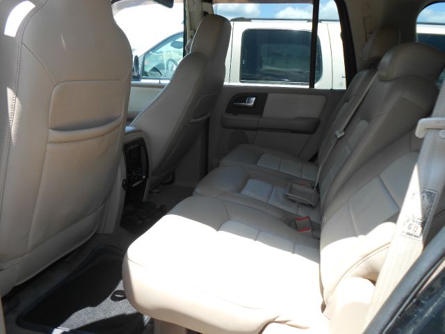 2003 Ford Expedition E320 - Extra Sharp