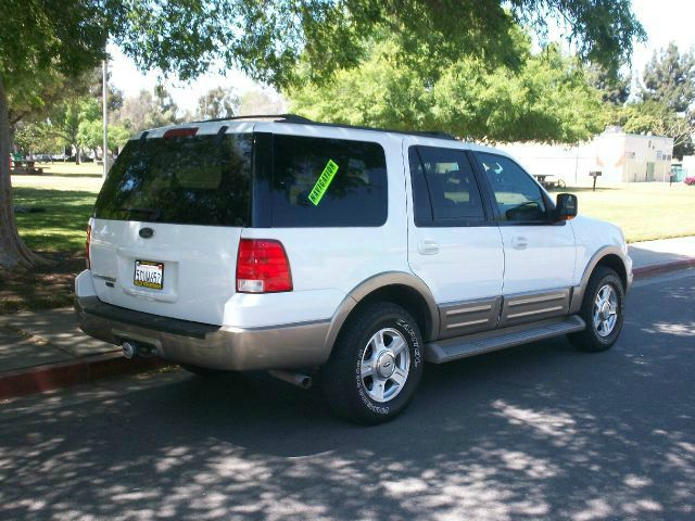 2003 Ford Expedition 2dr HB Man Spec