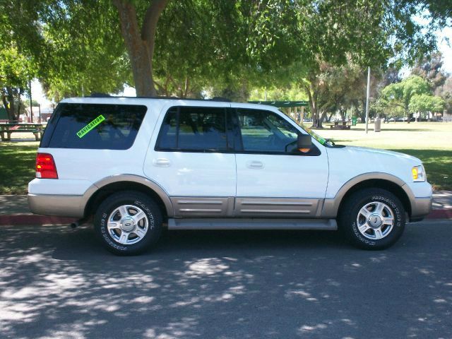 2003 Ford Expedition 2dr HB Man Spec