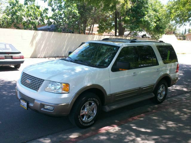 2003 Ford Expedition 2dr HB Man Spec