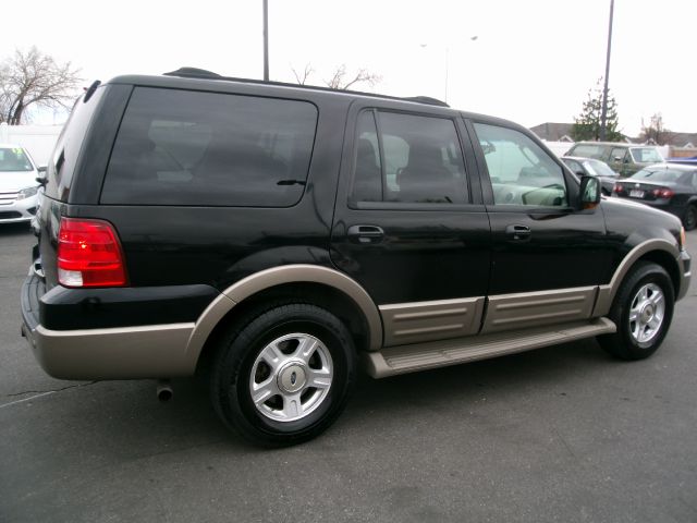 2003 Ford Expedition E320 - Extra Sharp