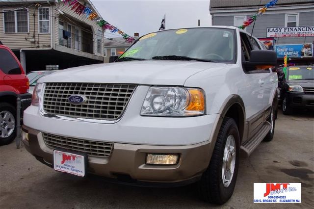 2003 Ford Expedition 2dr HB Man Spec