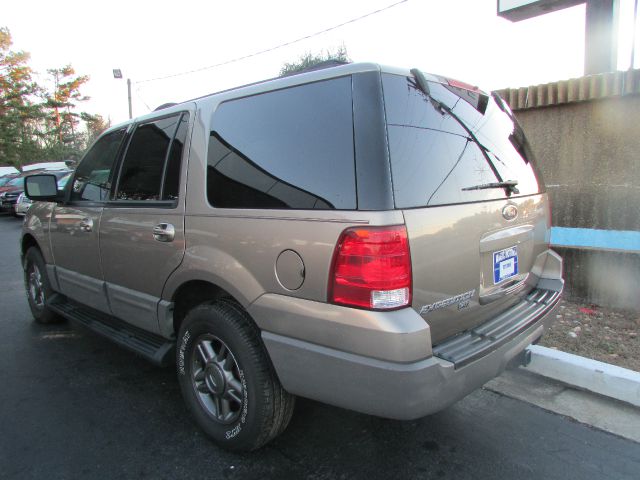 2003 Ford Expedition Unknown