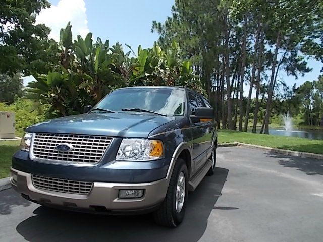 2003 Ford Expedition 2dr HB Man Spec