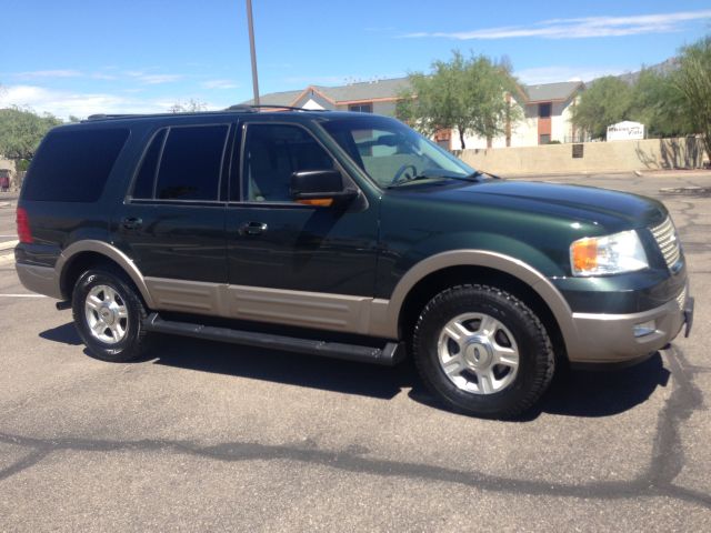 2003 Ford Expedition E320 - Extra Sharp