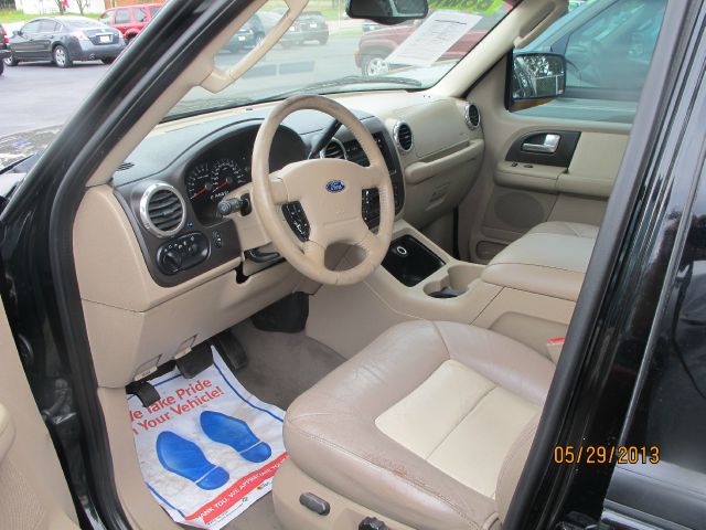 2003 Ford Expedition MOON BOSE Quads