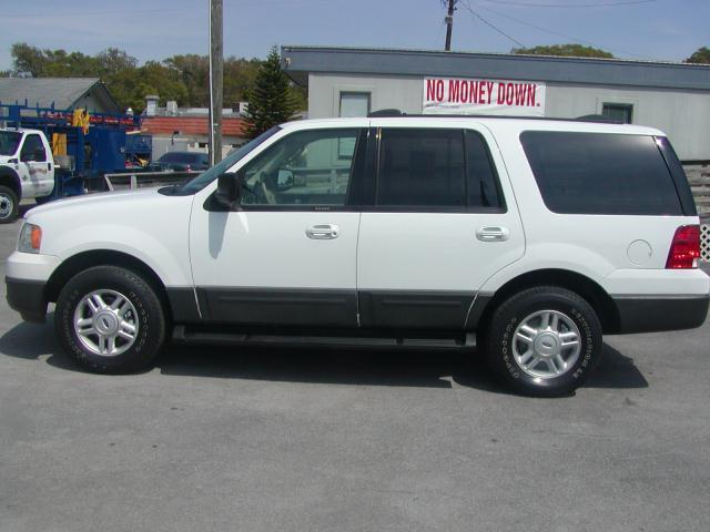 2003 Ford Expedition Unknown