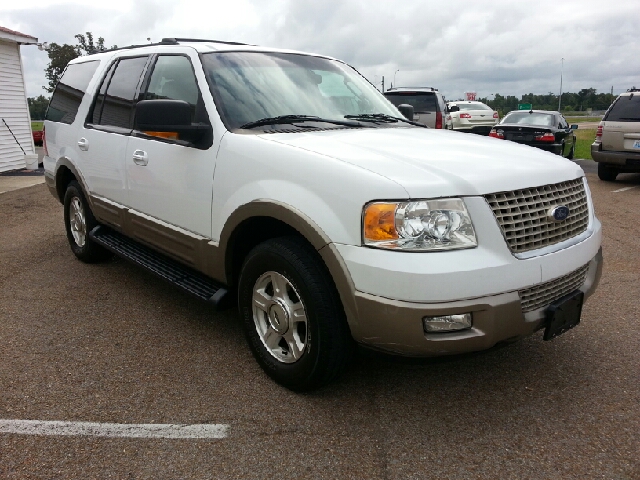 2003 Ford Expedition MOON BOSE Quads