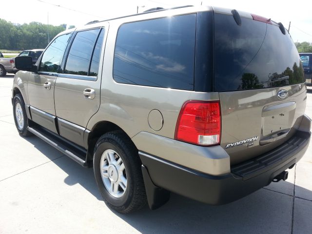 2003 Ford Expedition R1