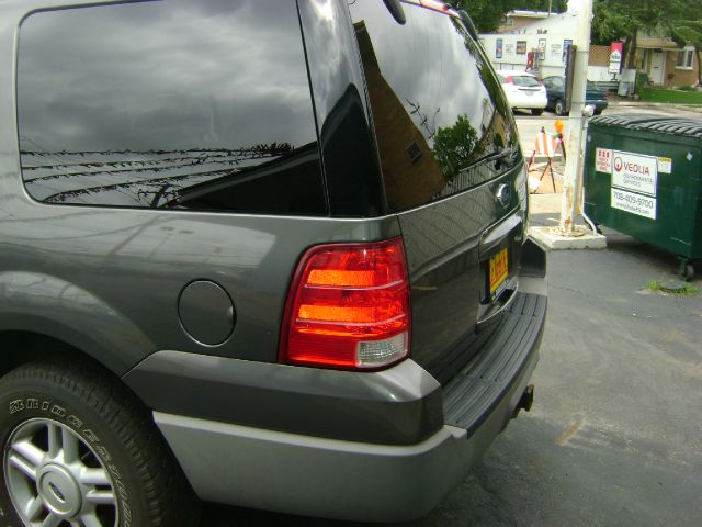 2003 Ford Expedition MOON BOSE Quads