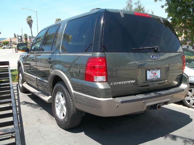 2003 Ford Expedition E320 - Extra Sharp