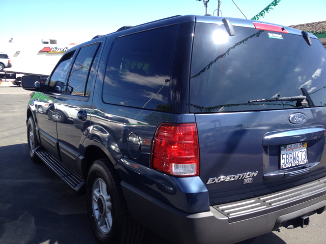 2003 Ford Expedition 2dr HB Man Spec