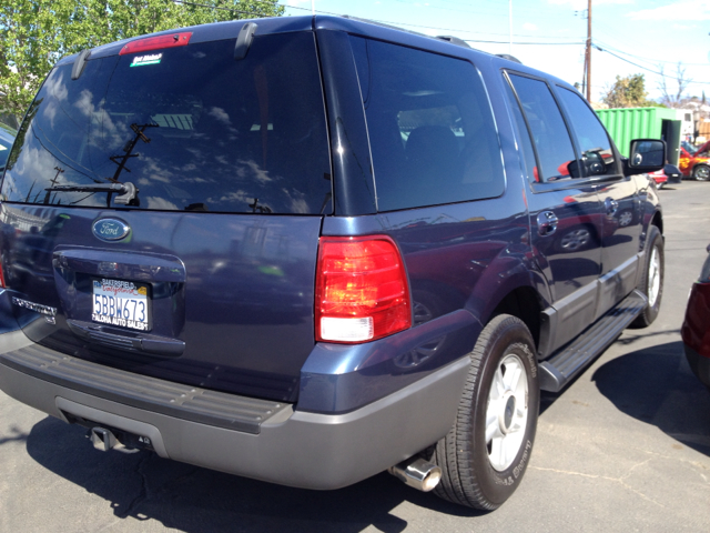 2003 Ford Expedition 2dr HB Man Spec