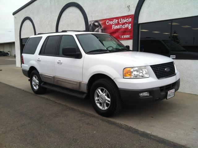 2003 Ford Expedition Unknown