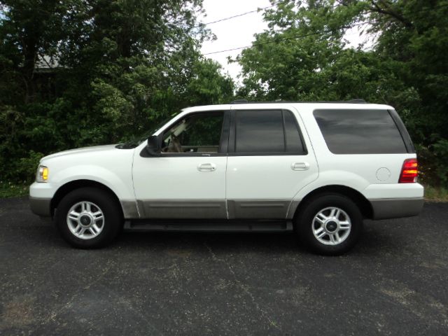 2003 Ford Expedition MOON BOSE Quads